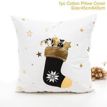 Load image into Gallery viewer, Linen Merry Christmas Cover Cushion - agoradevshop